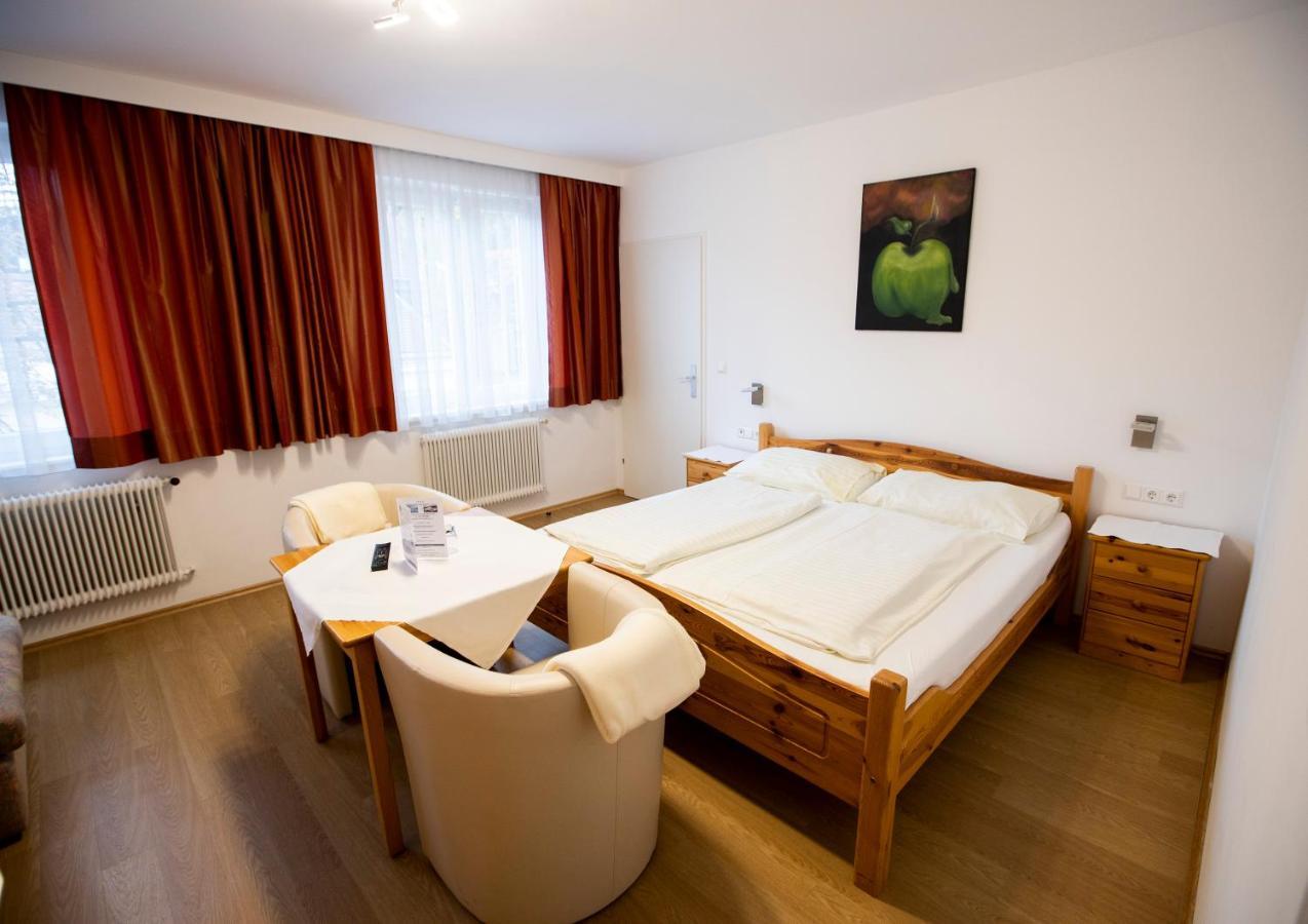 Hotel-Gasthof Martinek Baden bei Wien Zewnętrze zdjęcie